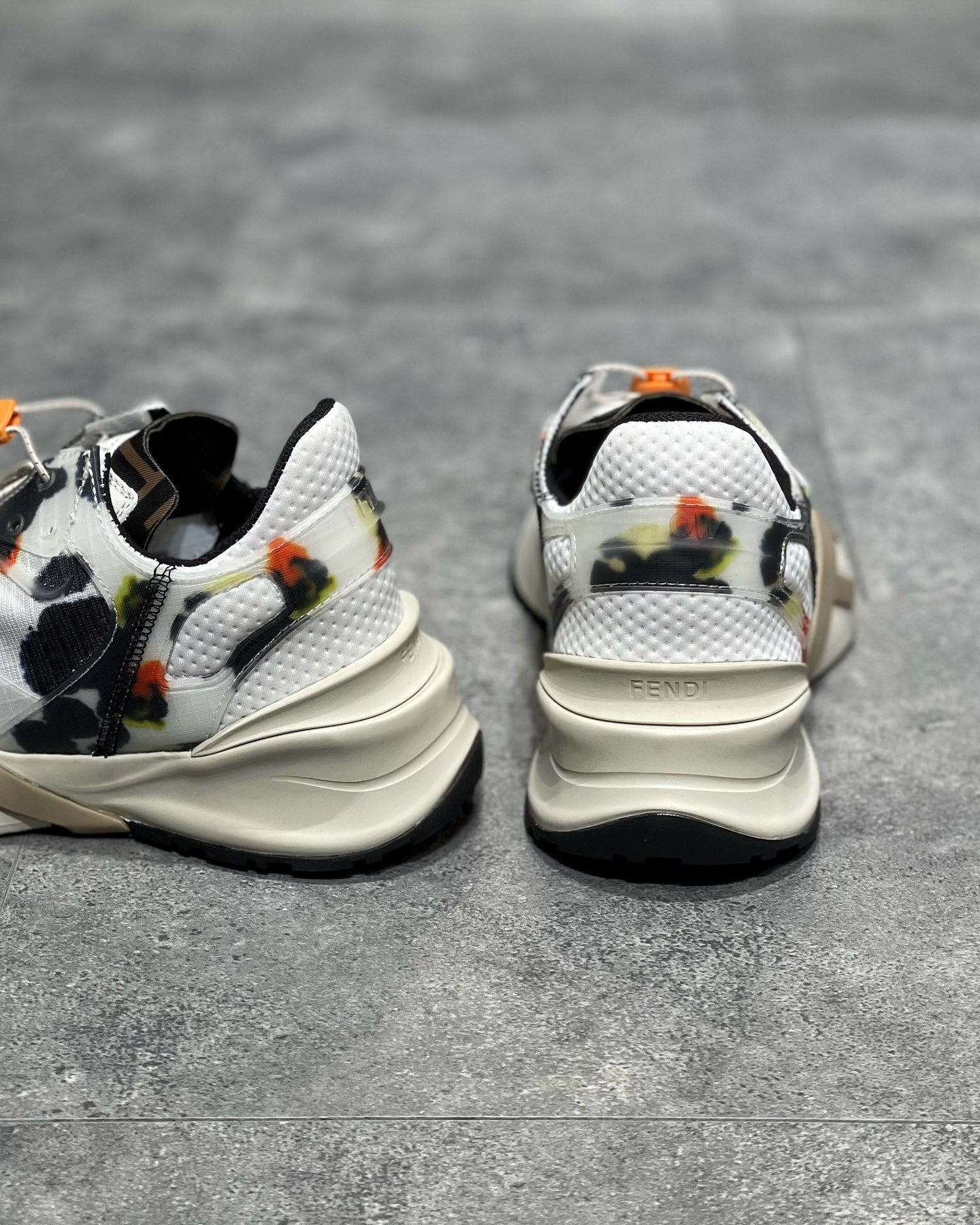 FEN Sneakers
