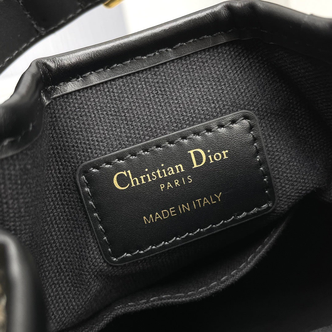 DIO C’est Handbag (17cm)