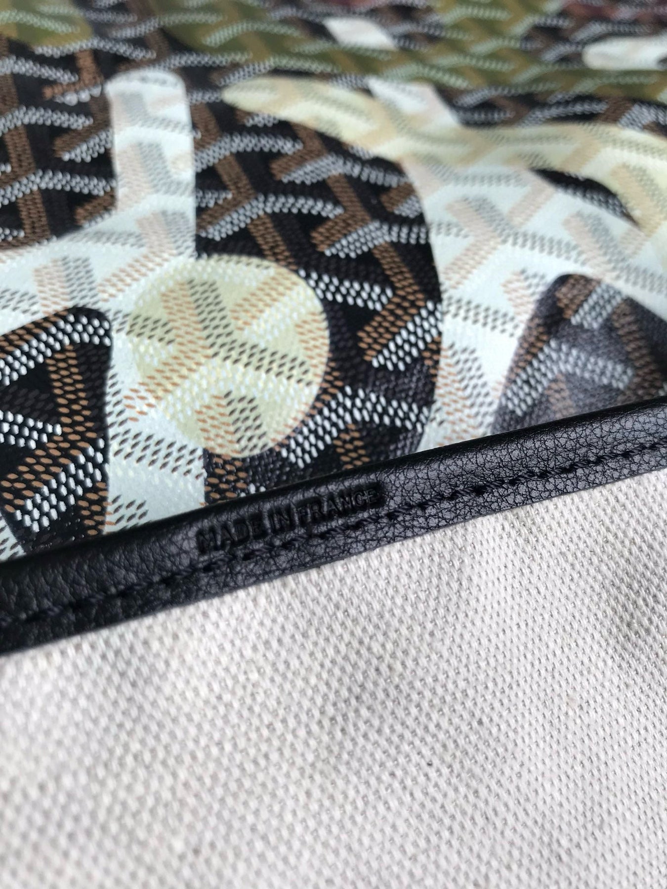 GOY SAINT LOUIS 40*20*33