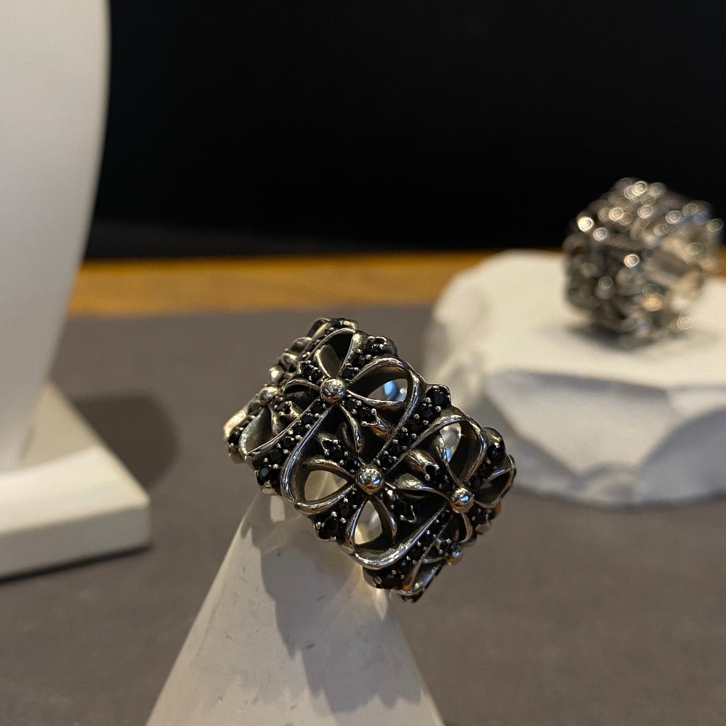 CHs Ring