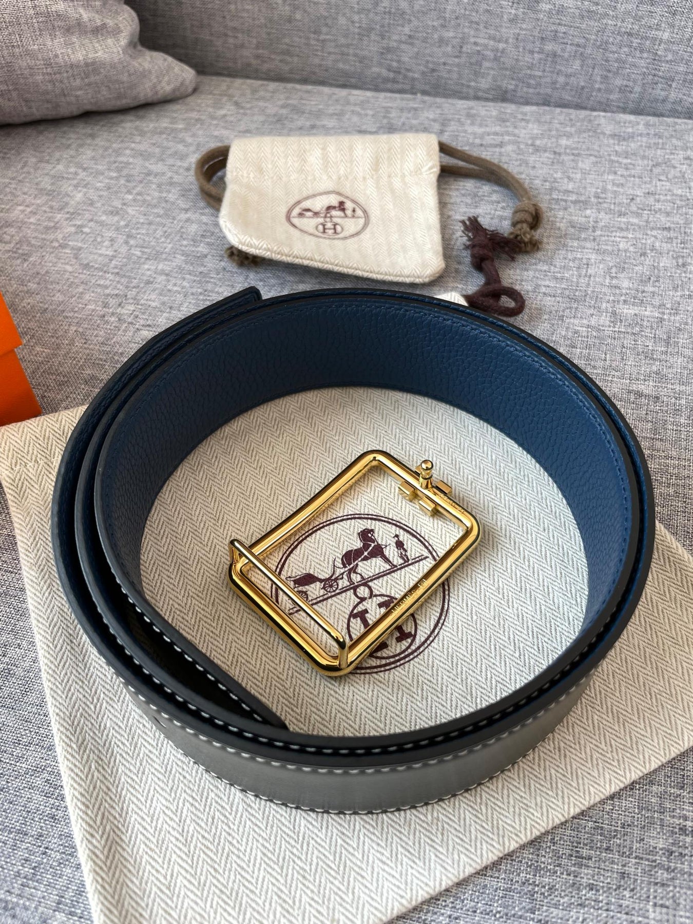 H TUBE BELT 38MM GOLD BUCKLE BLUE BLACK LEATHER