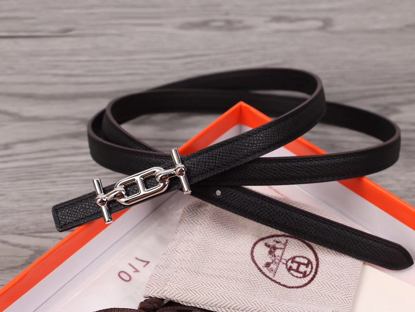 H WOMEN'S BELT 13MM SILVER BUCKLE BLACK LEATHER