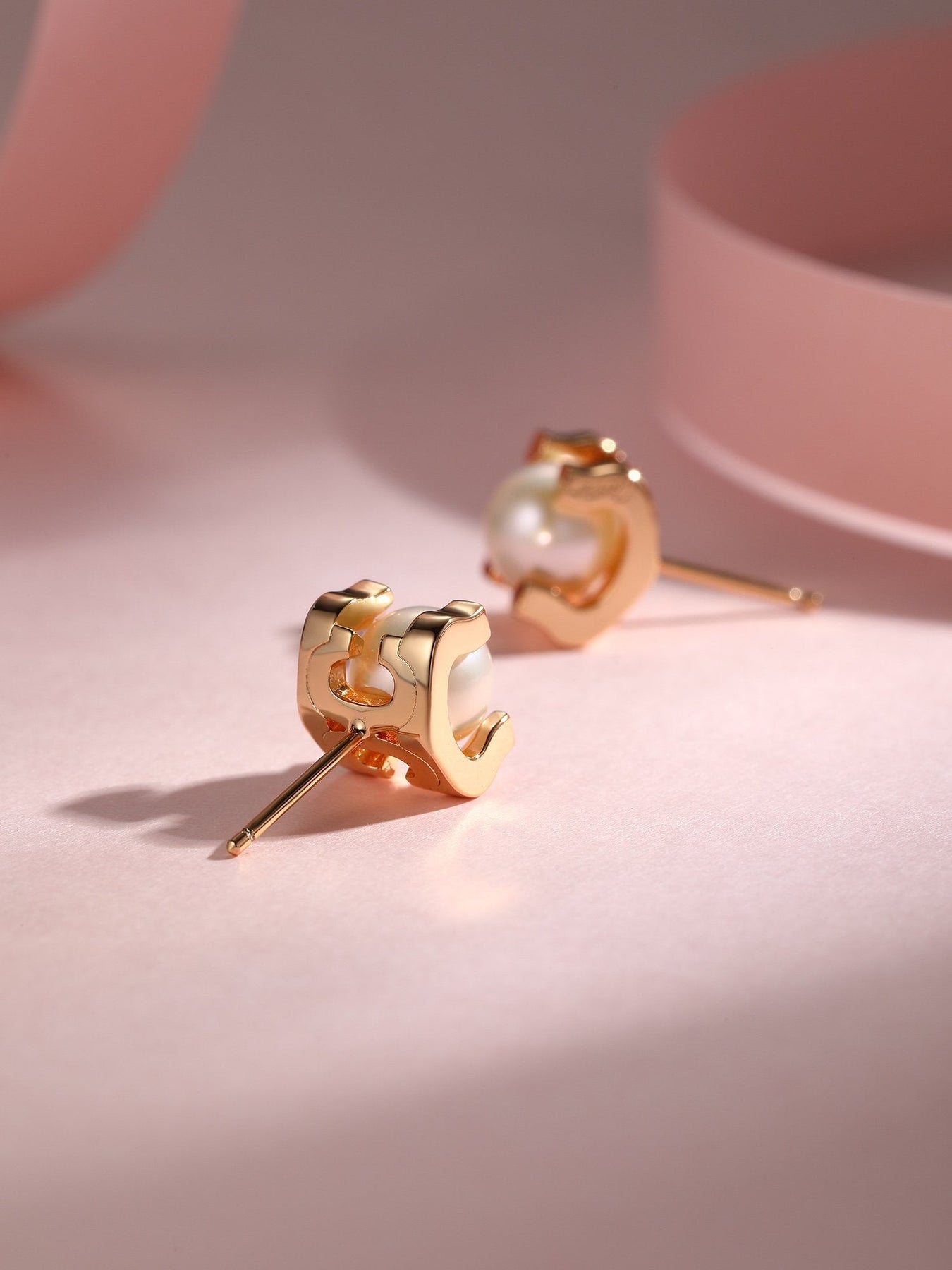 AKOYA PEARLS 6MM PINK GOLD STUD EARRINGS