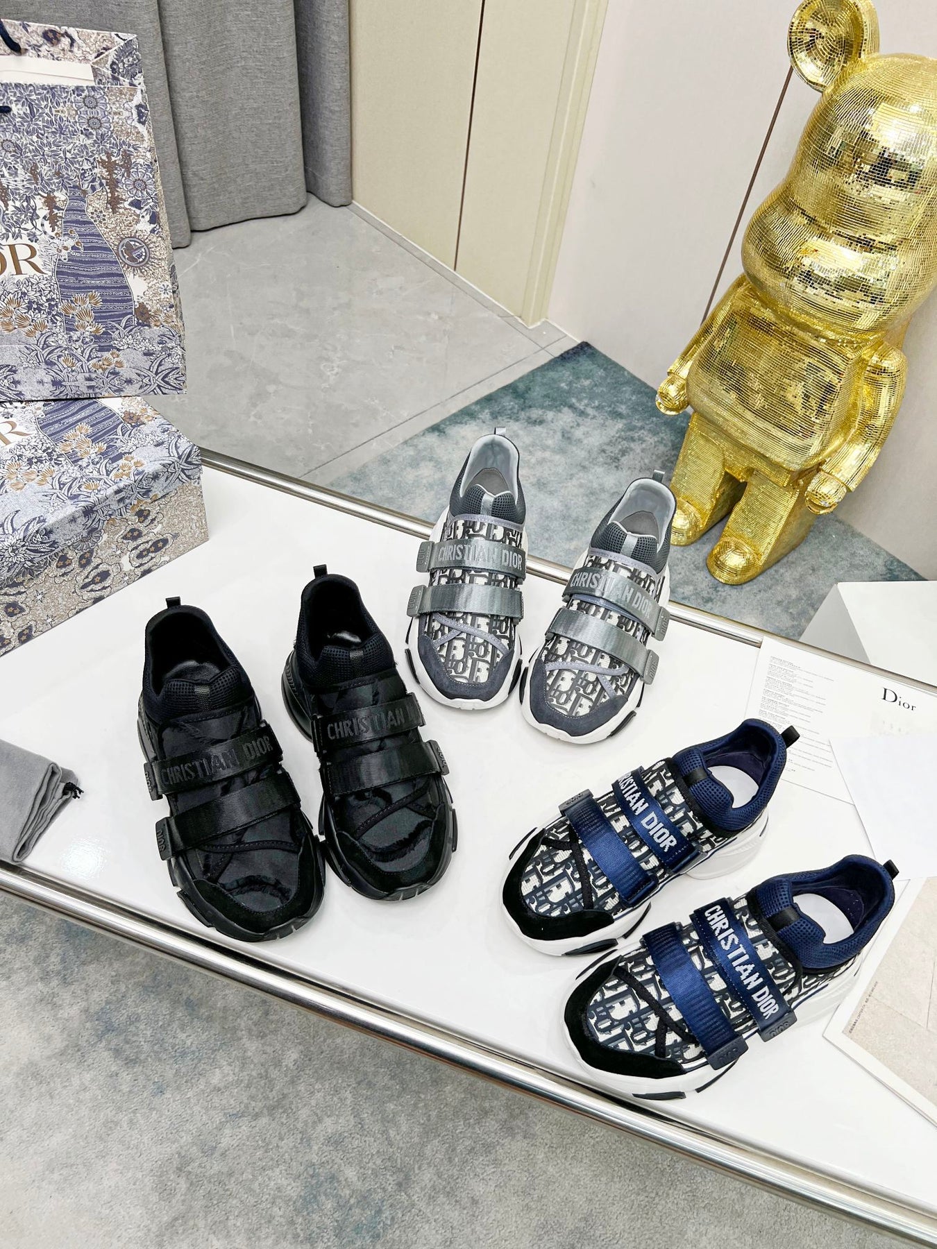 D-WANDER SNEAKERS IN COLORFUL TECHNICAL FABRIC AND SUEDE 153029