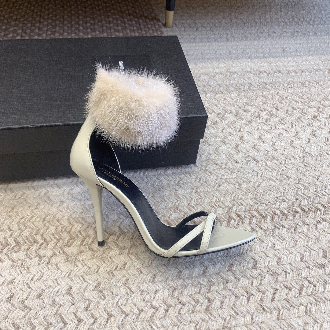 HIGH HEEL SANDAL IN WHITE POLISHED CALFSKIN AND MINK FUR