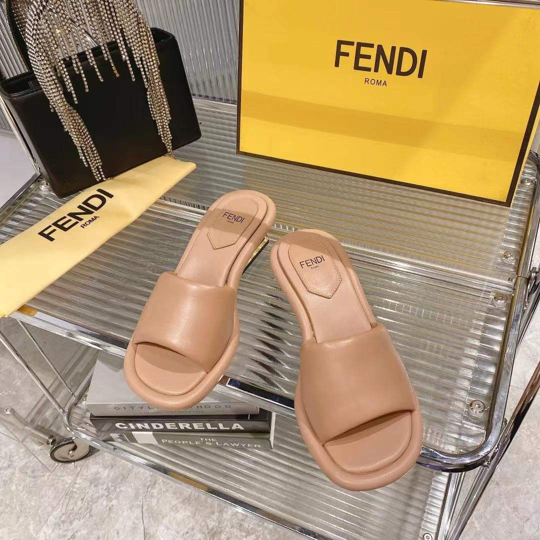 FENDI BAGUETTE SLIDES WOMEN IN DESERT SAND CALFSKIN