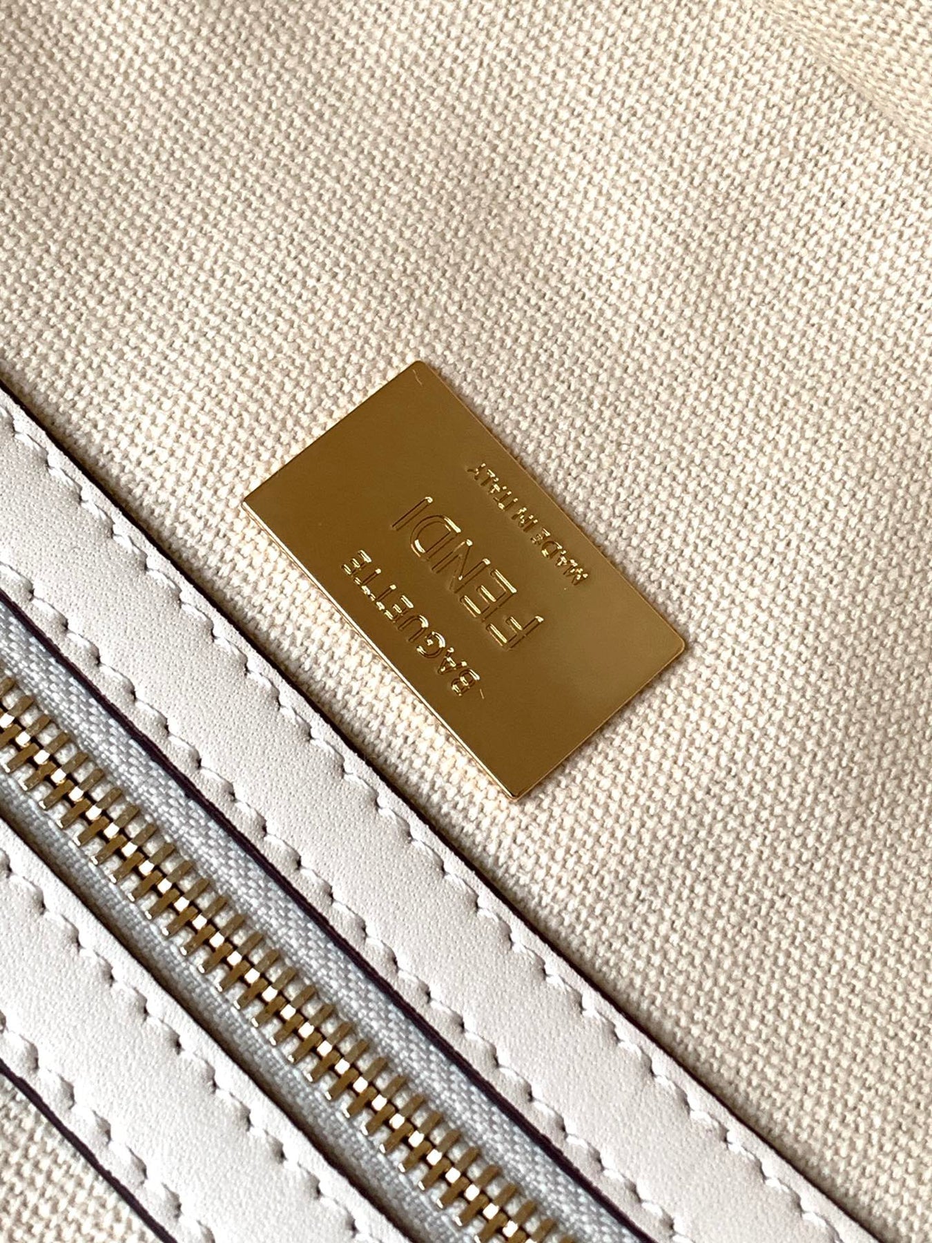 Fend Baguette White and Multicolour Canvas Bag 27 with FF Embroidery Ghw