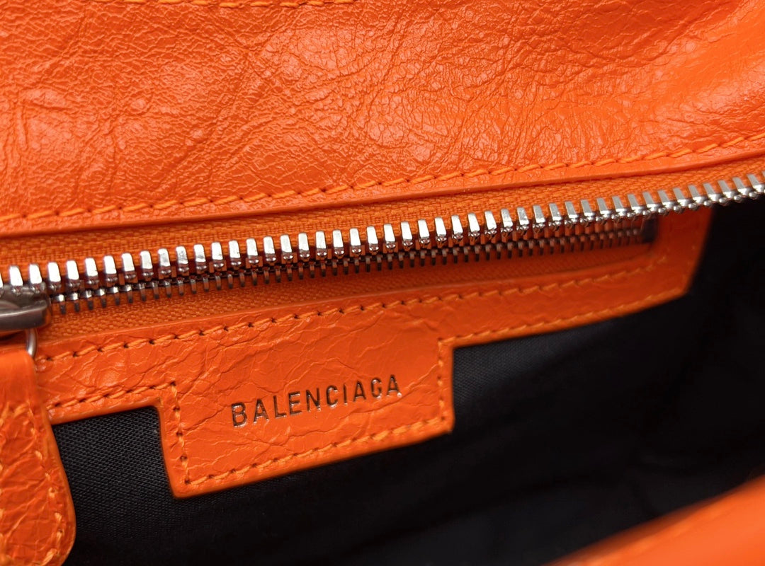 NEO CAGOLE 26 IN ORANGE LAMBSKIN