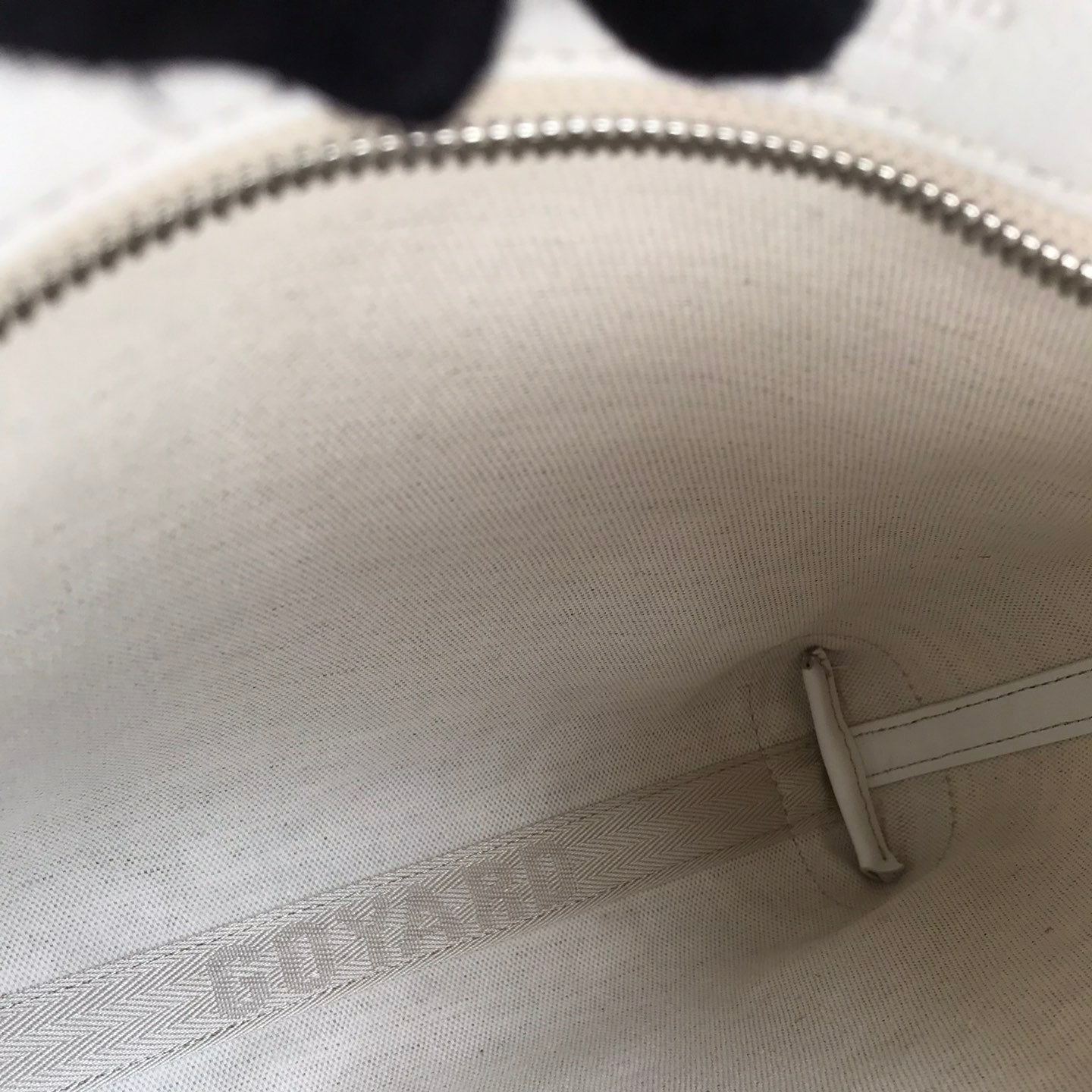 CONTI POUCH 24 IN WHITE LAMBSKIN AND GOYARDINE CANVAS