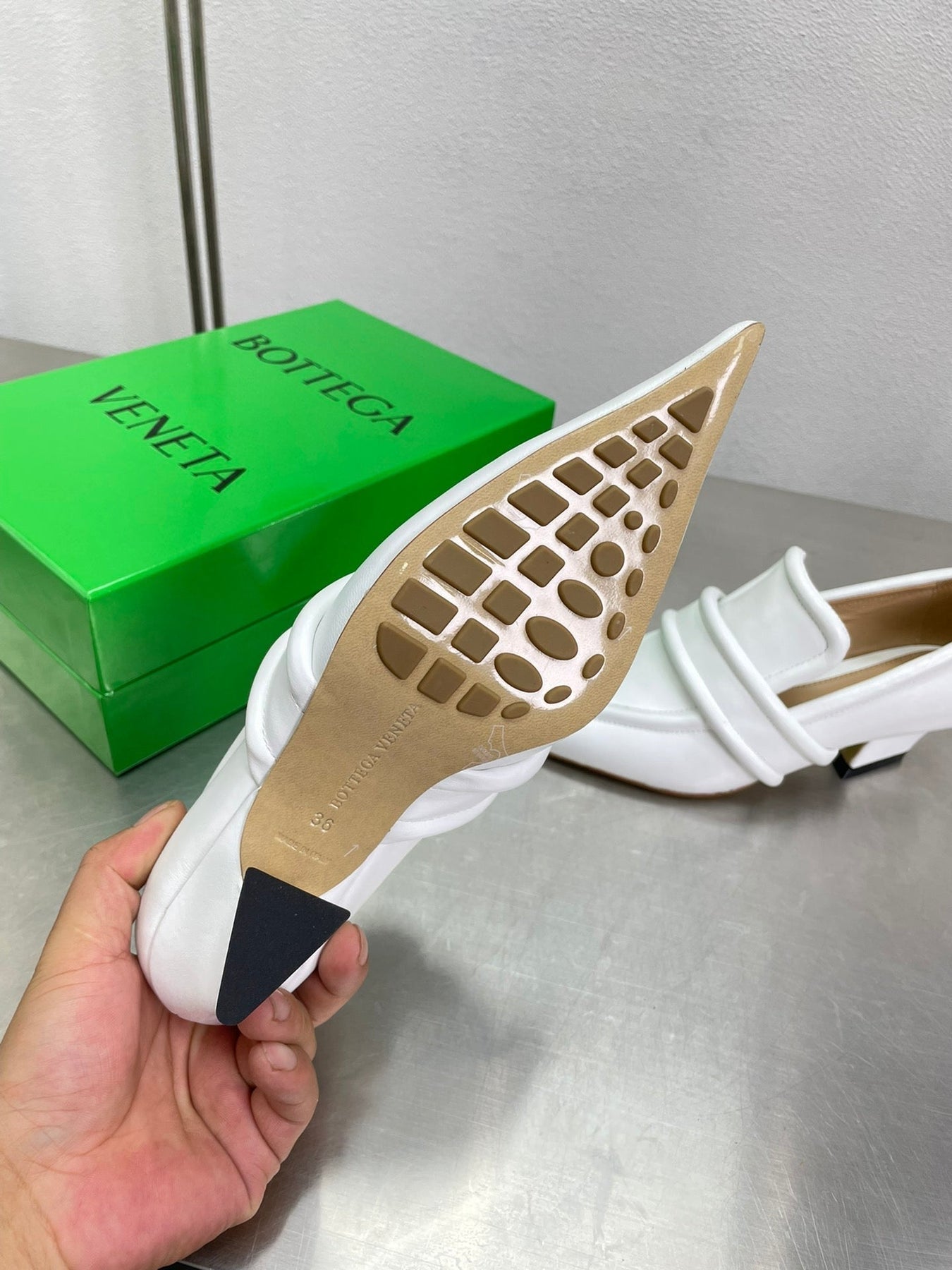 HIGH PUMP 35 MM IN WHITE CALFSKIN