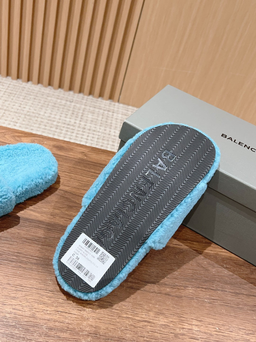 FURRY SLIDES IN SKY BLUE CURLY SHEARLING