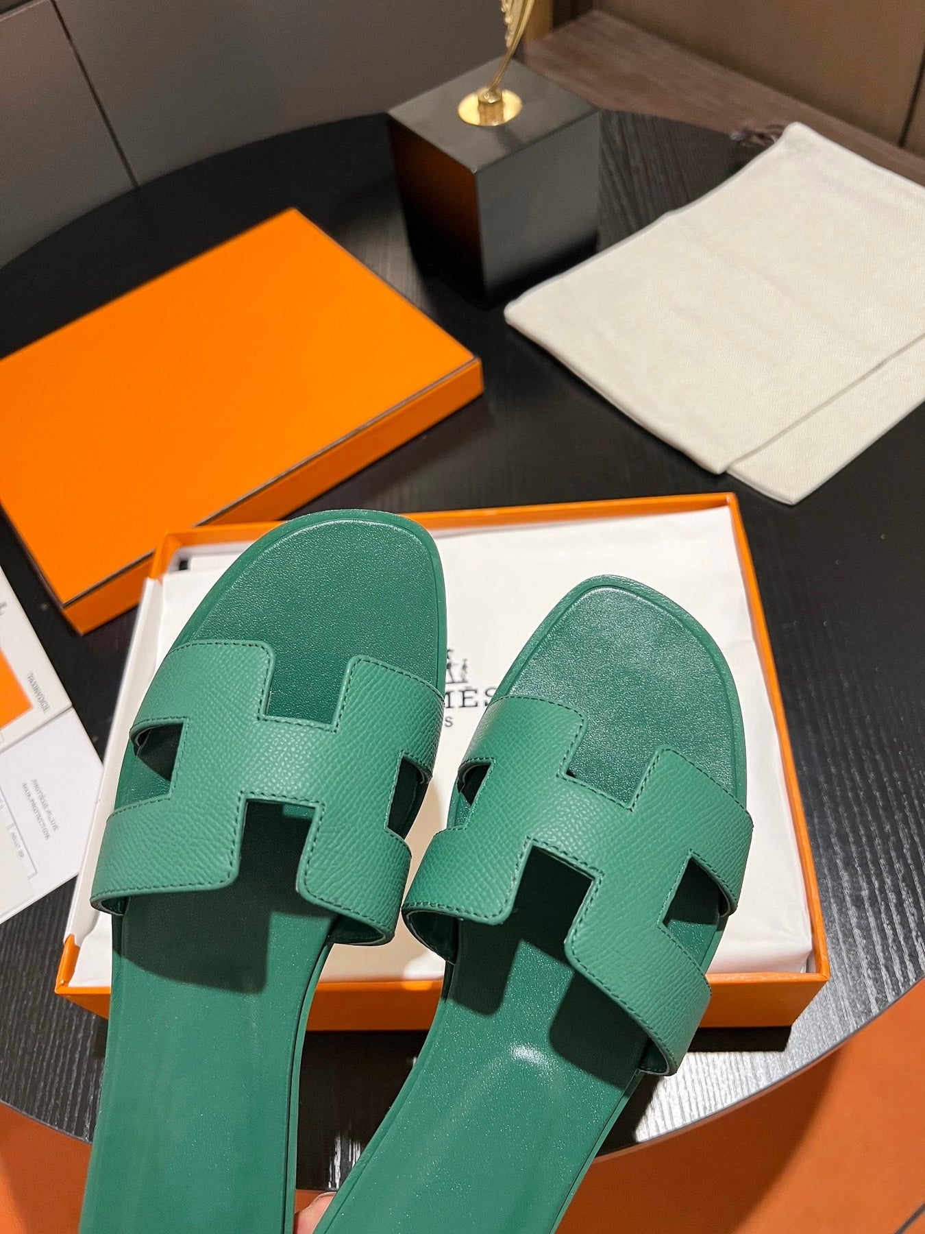 0RAN SANDAL Leather Ocean