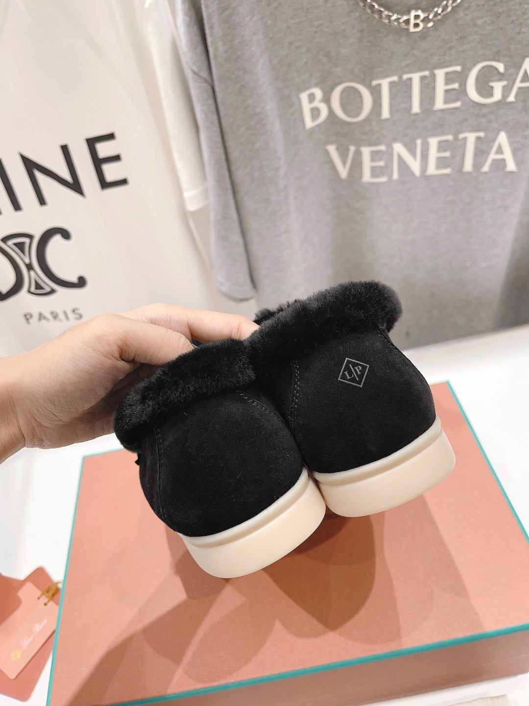 LP SUMMER CHARMS WALK LOAFERS BLACK FLEECE