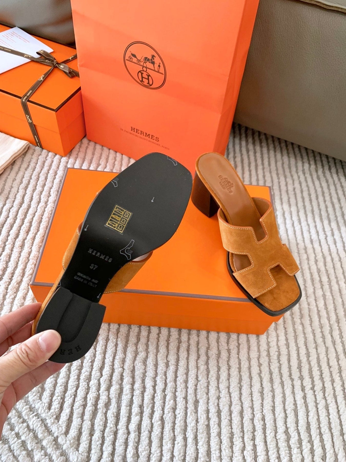 HELIA 60 SANDAL IN BRONZE BROWN SUEDE