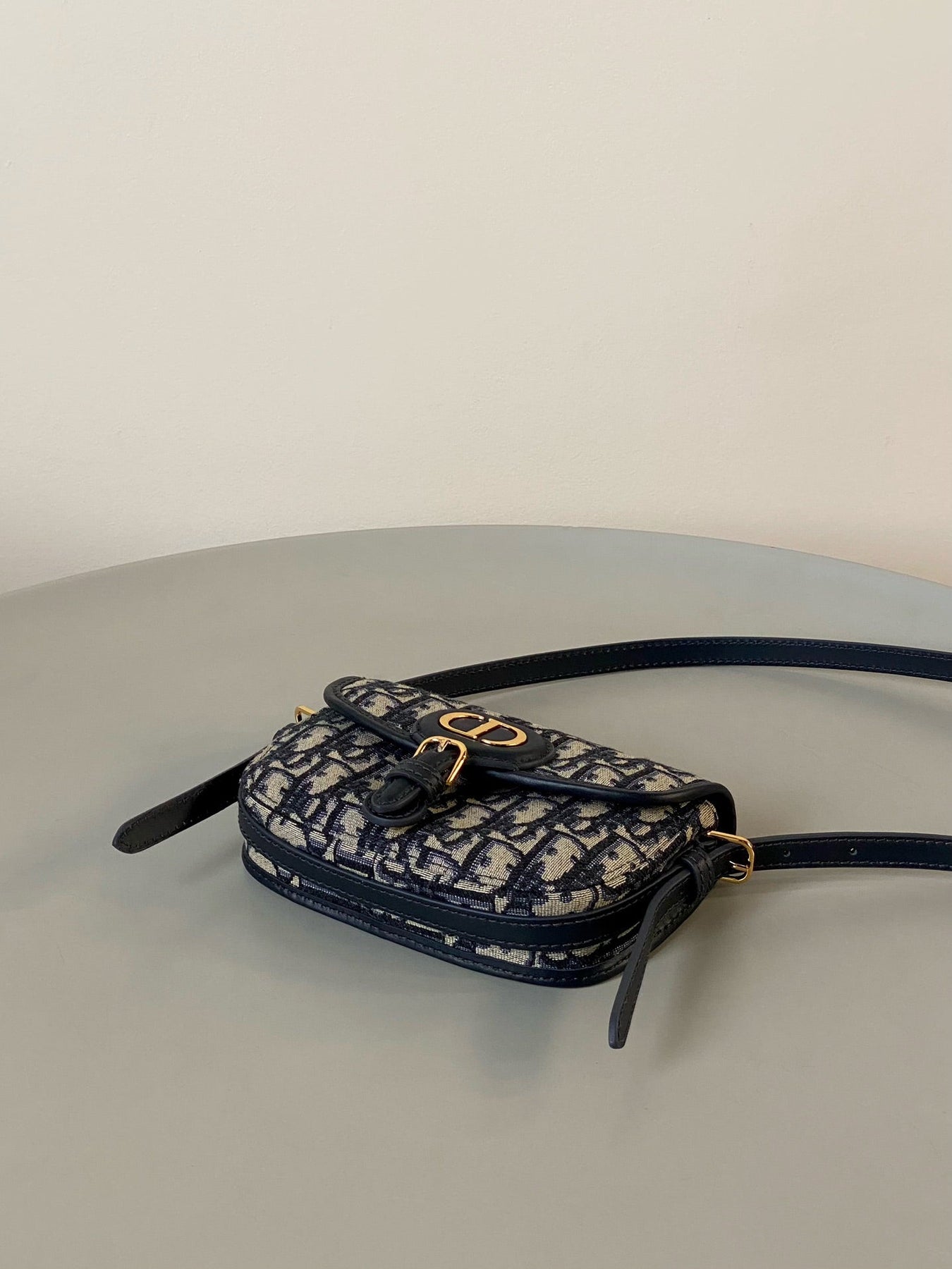 BOBBY EAST-WEST BAG 17 IN BLACK OBLIQUE JACQUARD