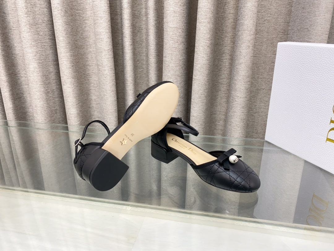 PEARL MARY JANE PUMP IN BLACK LAMBSKIN 30 MM