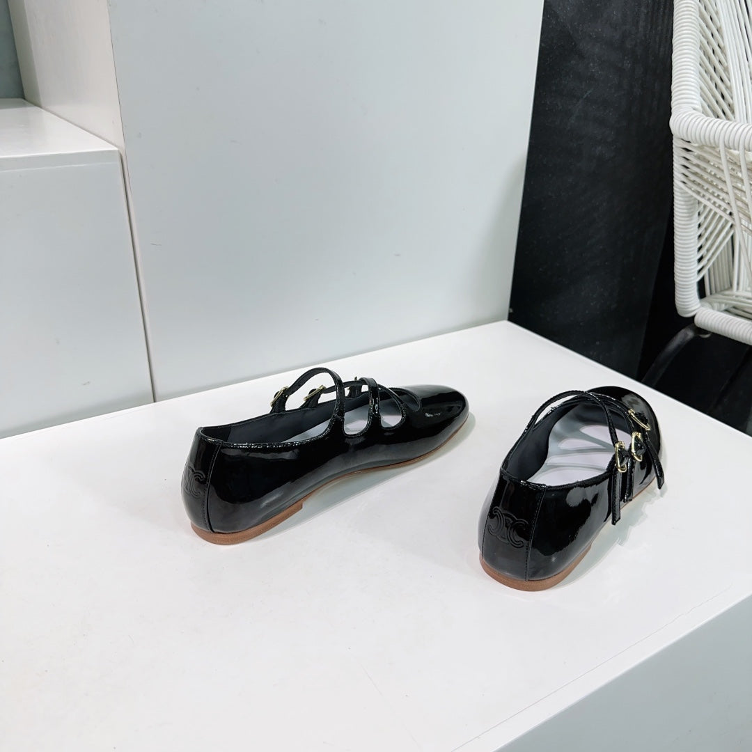 LES BALLERINES CELINE BABIES IN BLACK PATENT CALFSKIN