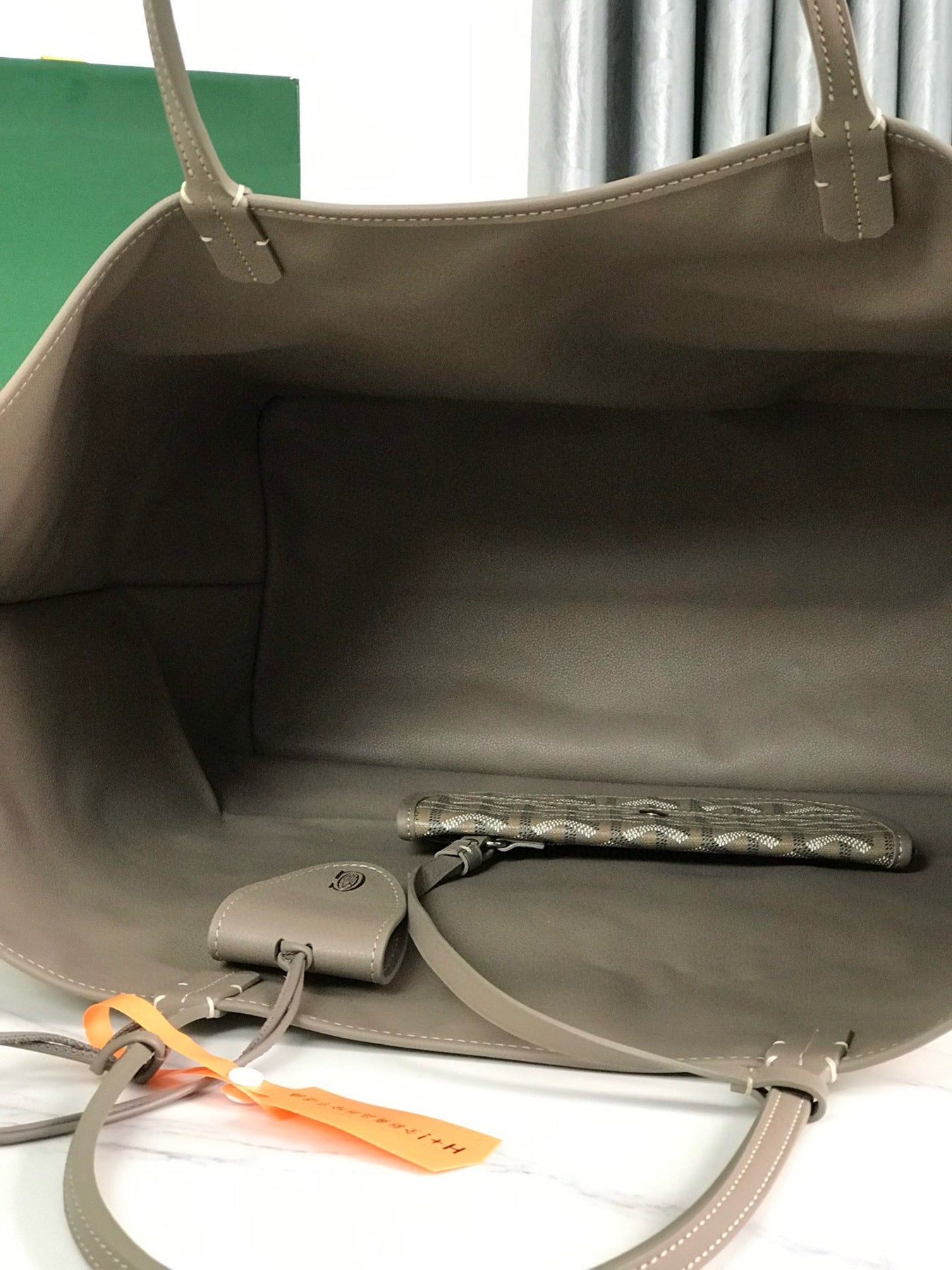 GOY REVERSIBLE ANJOU 39*32*19