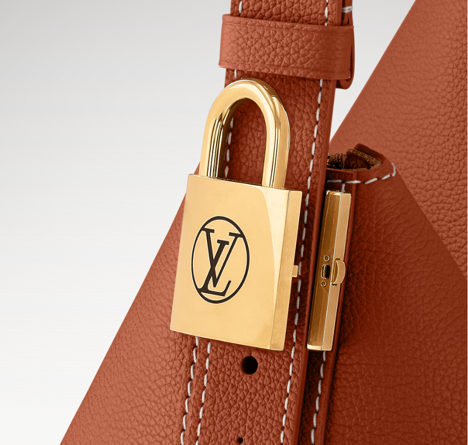LOW KEY COOKIE MM 32 IN COGNAC BROWN CALFSKIN GOLD HARDWARE
