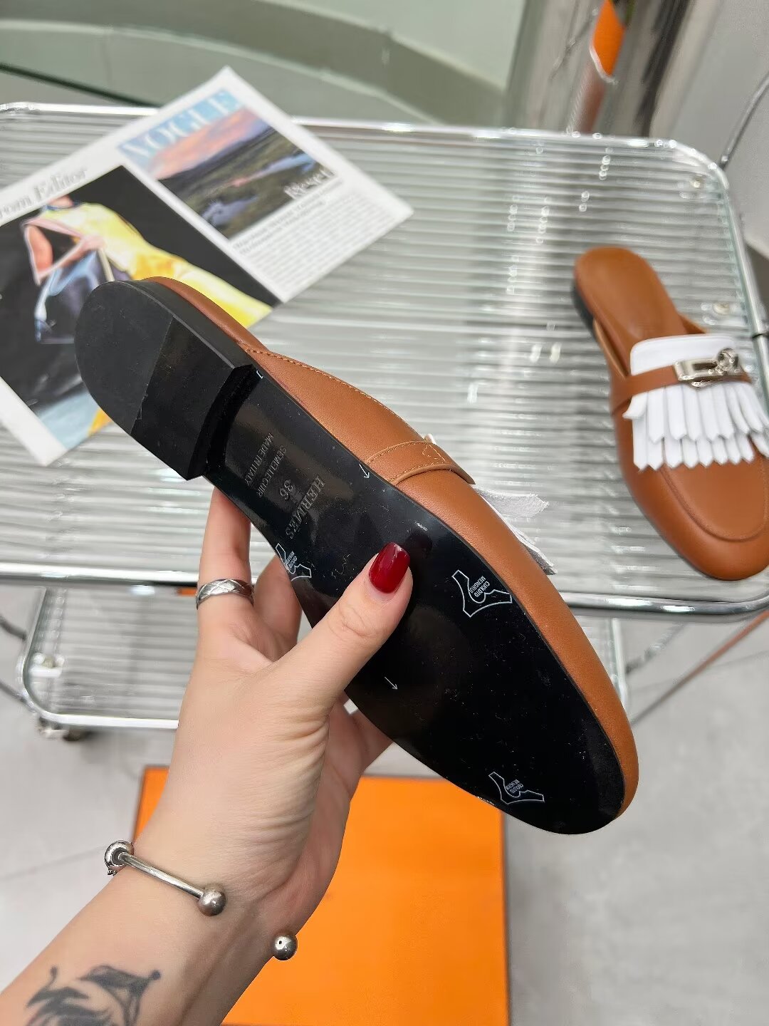 0Z MULE CARAMEL MIX FRINGED WHITE CALFSKIN