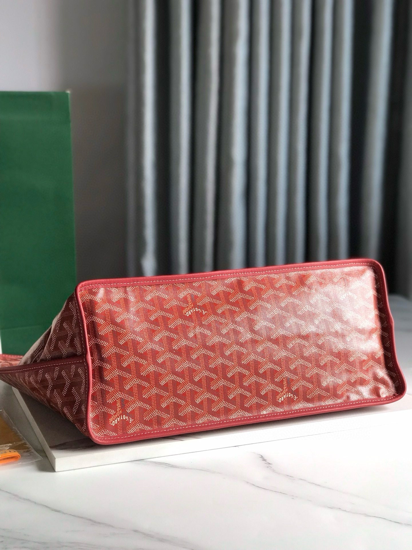 GOY REVERSIBLE ANJOU 34*28*15