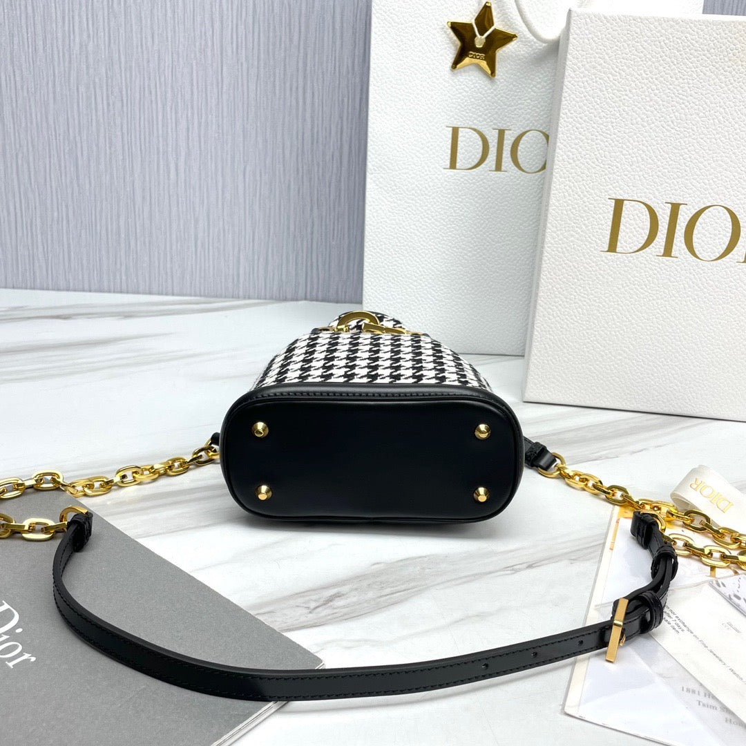 DIO C’est Handbag (17cm)