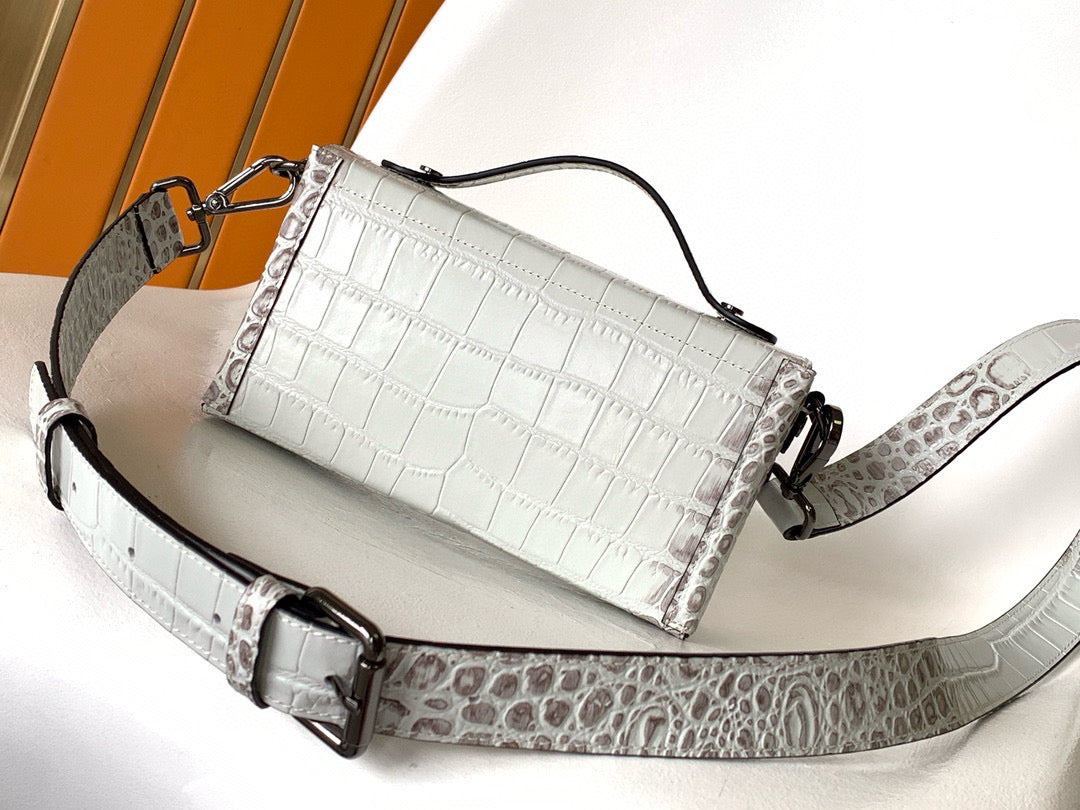 FEN BAGUETTE SOFT TRUNK 21.5*6.5*13