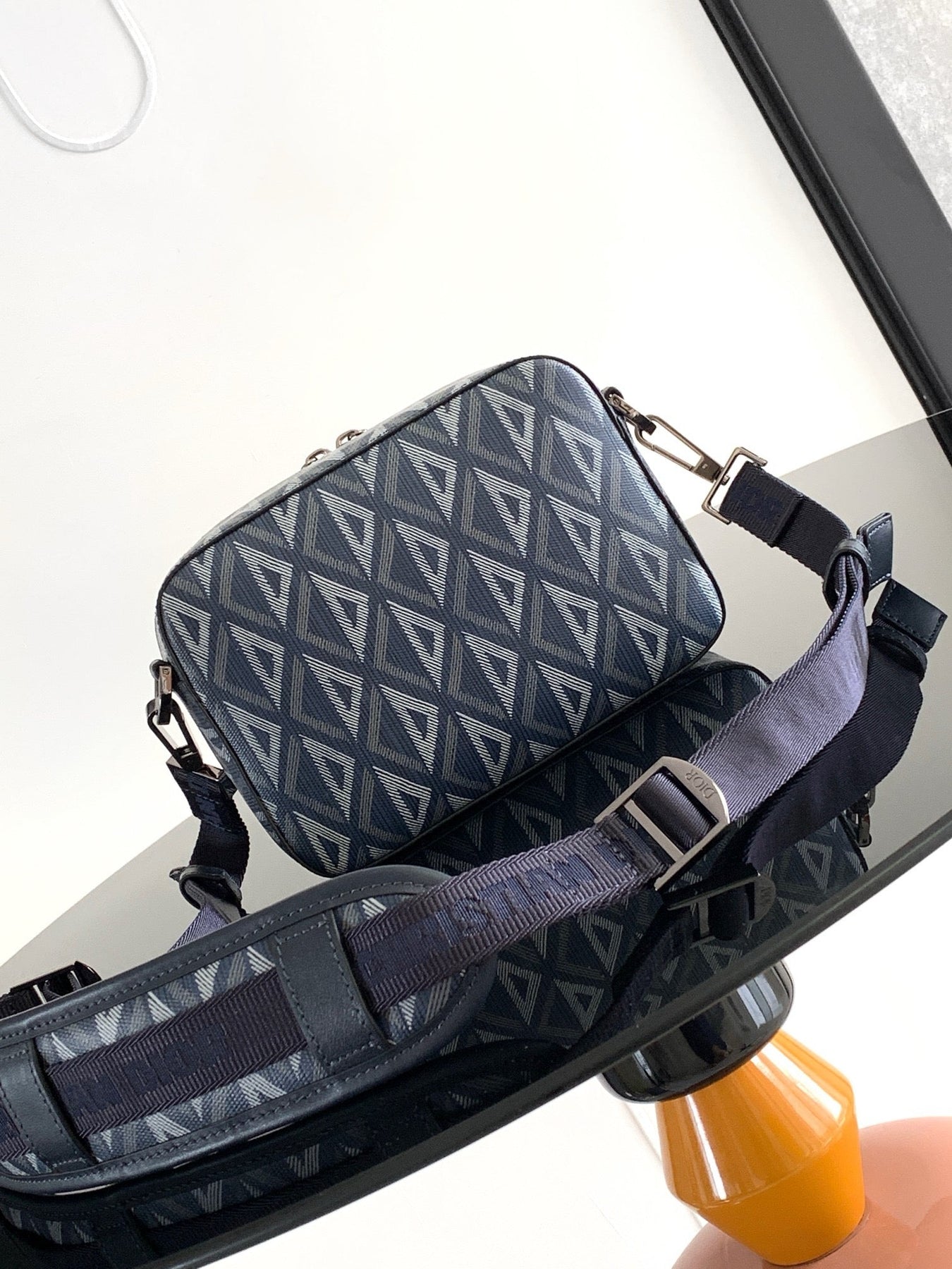 CD Diamond Messager Bag