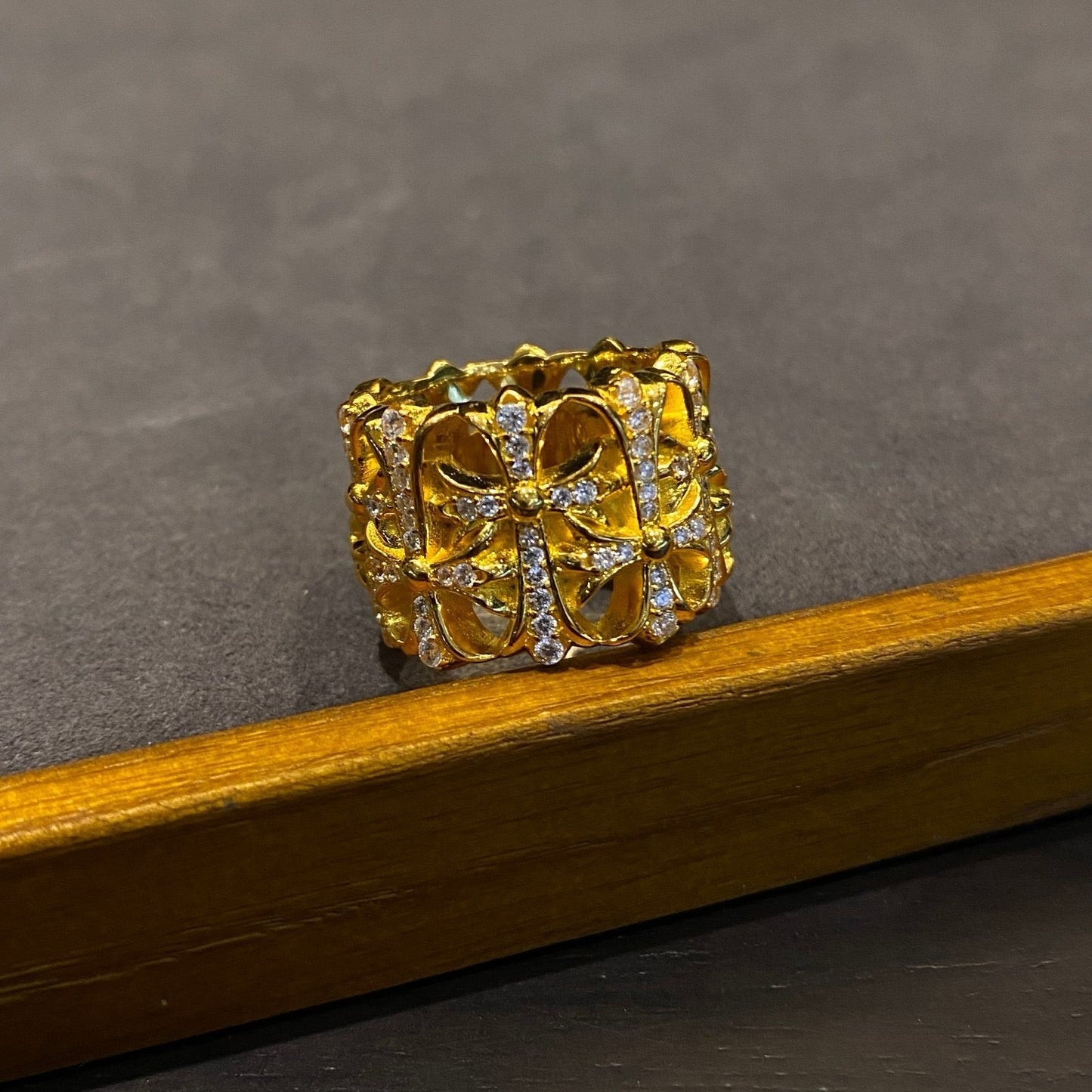 CHs Ring