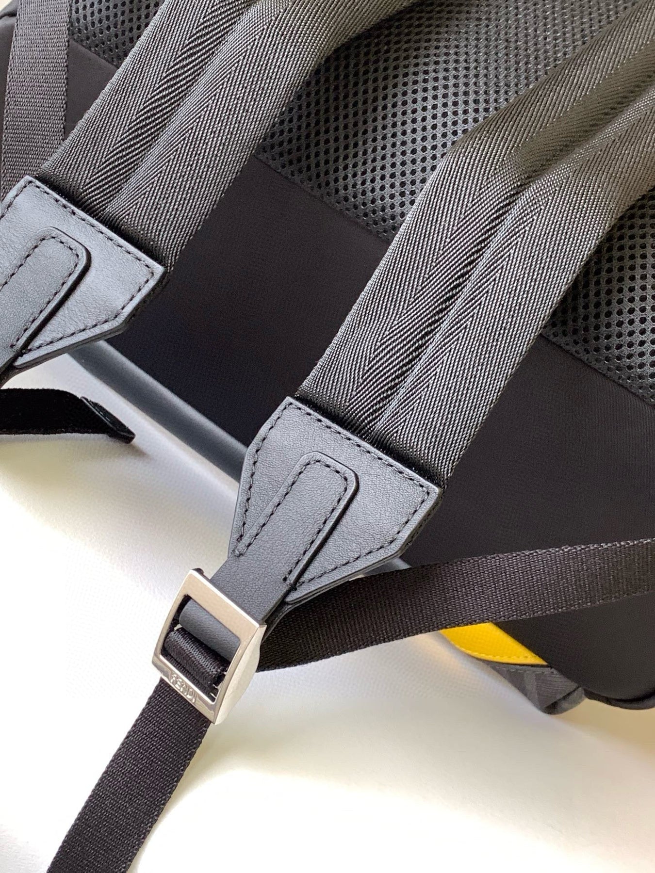 FEN BACKPACK 33*39*16