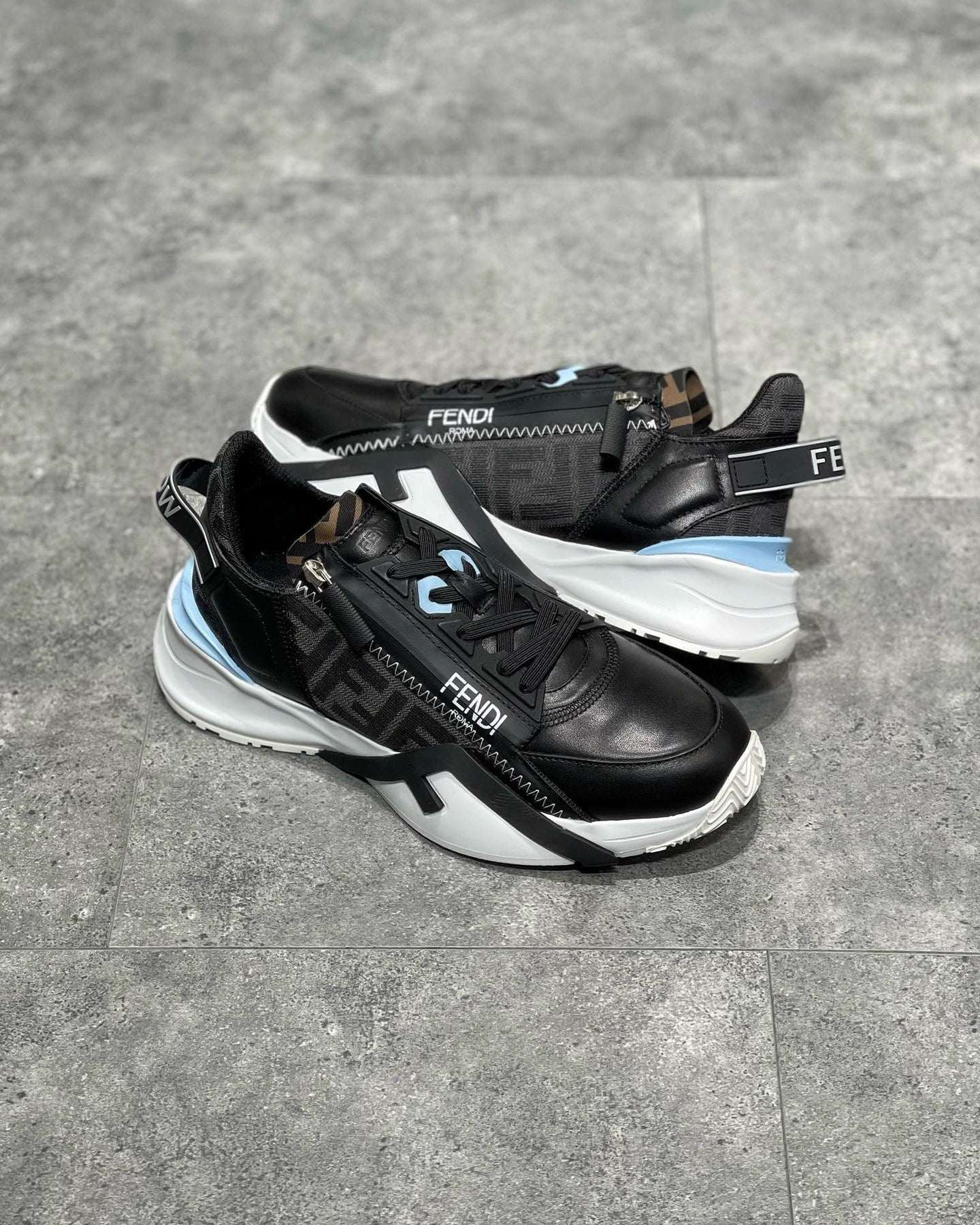 FEN Sneakers