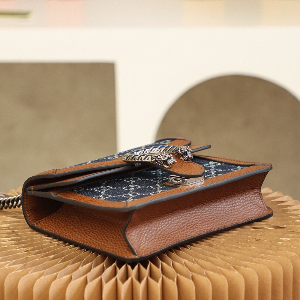 GC Demin Dionysus 20*15.5*5cm