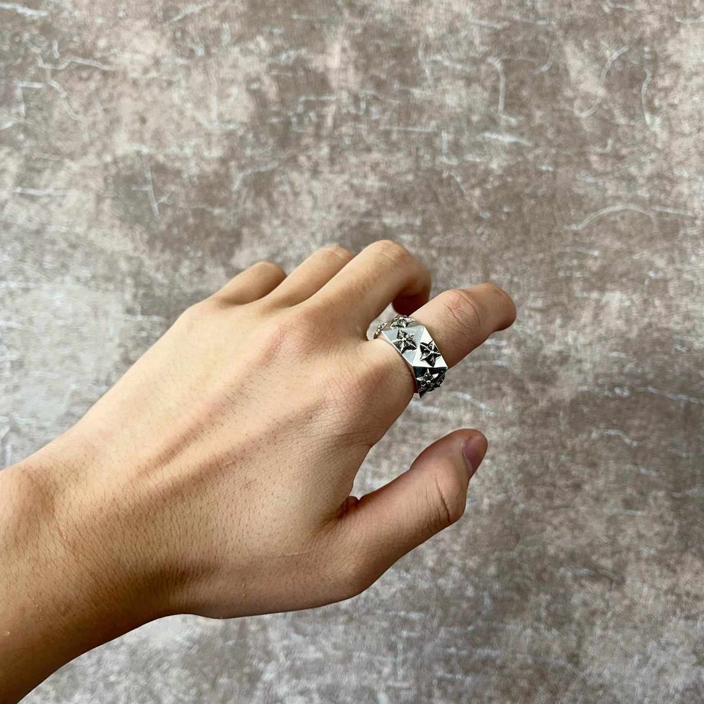 CHs Ring