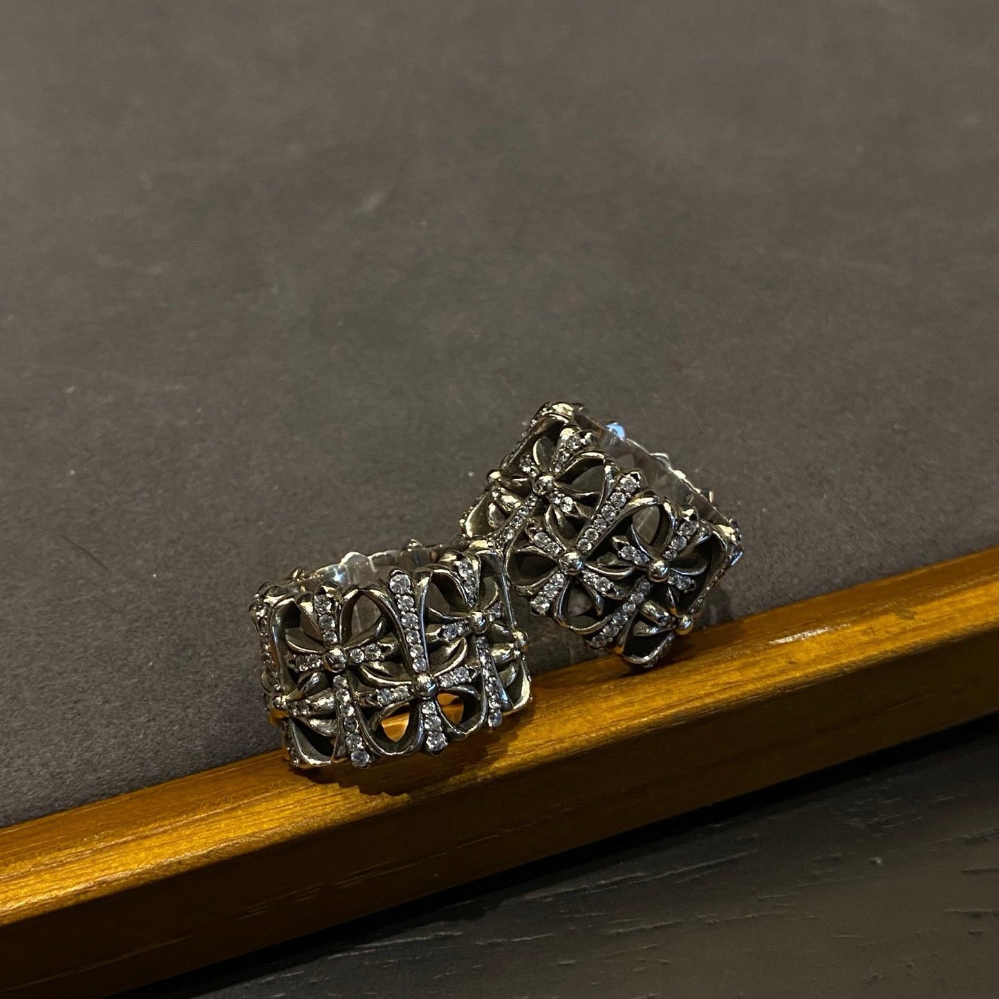 CHs Ring