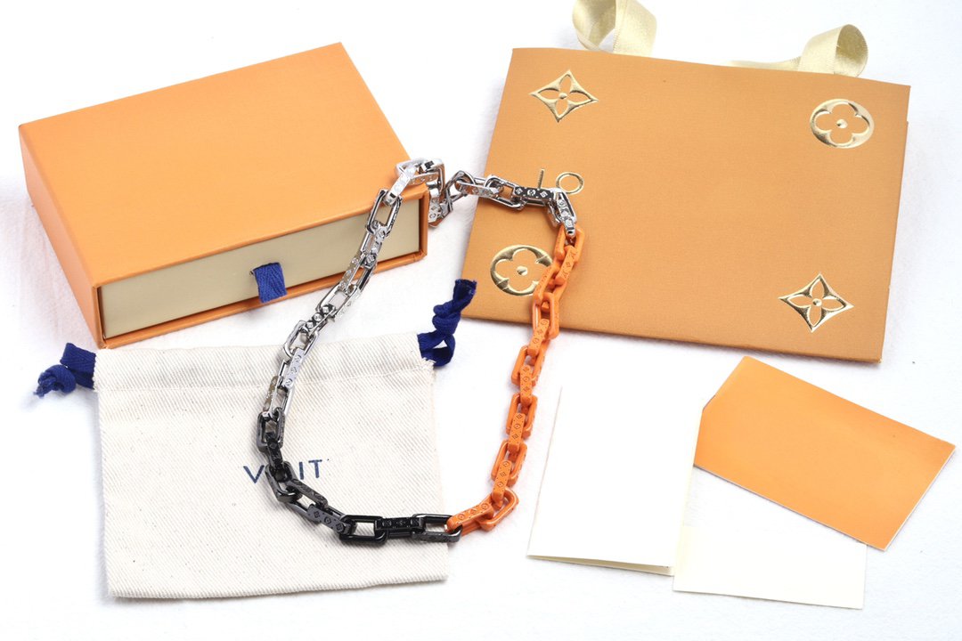 LOUIS VUITTON ORANGE BAMBOO SPLICING NECKLACE