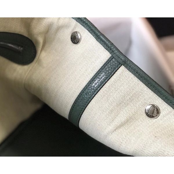 HERM Garden Party 30 Bag In Vert Amande Taurillon Leather