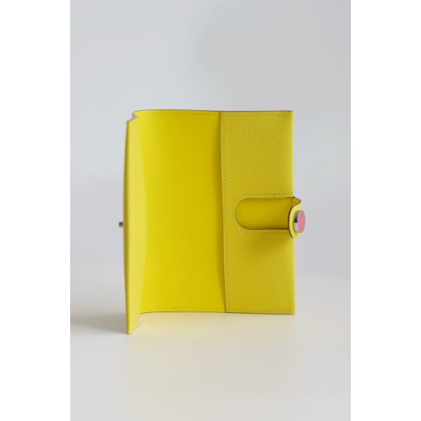 HERM R.M.S Passport Holder in Lime Evercolor Calfskin
