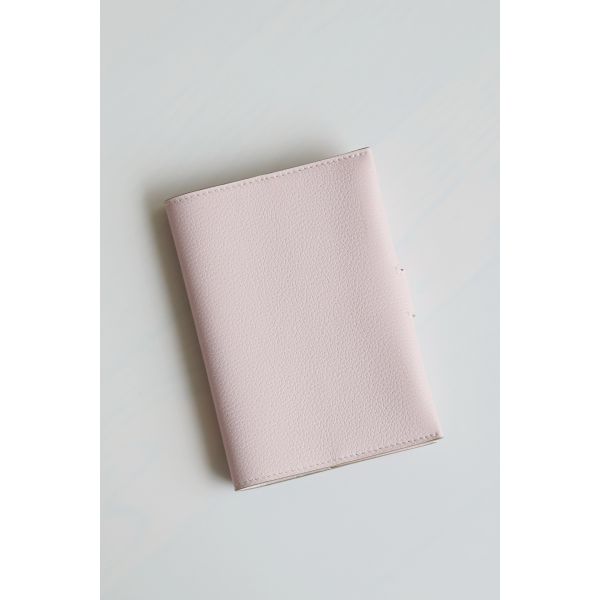 HERM R.M.S Passport Holder in Mauve Pale Evercolor Calfskin