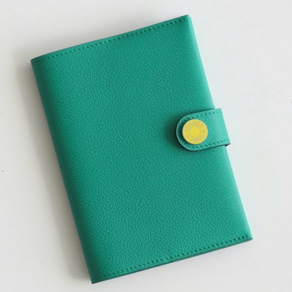 HERM R.M.S Passport Holder in Vert Verone Evercolor Calfskin