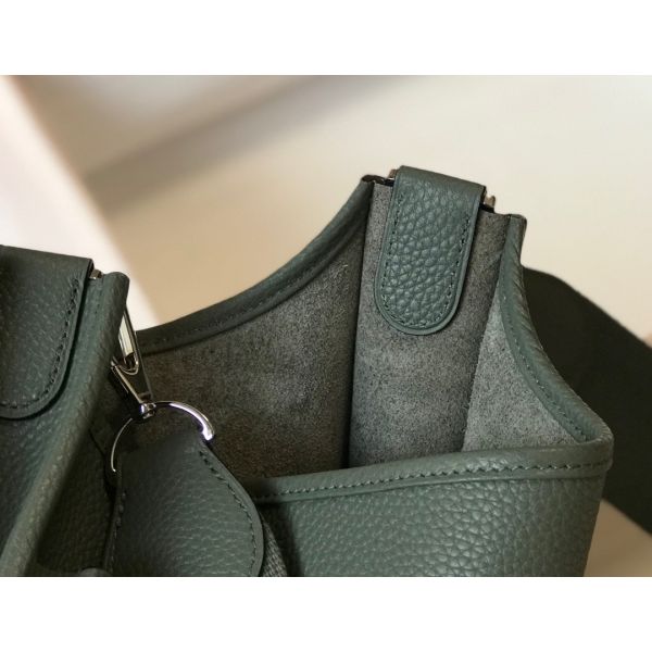 HERM Evelyne III 29 PM Bag In Vert Amande Clemence Leather
