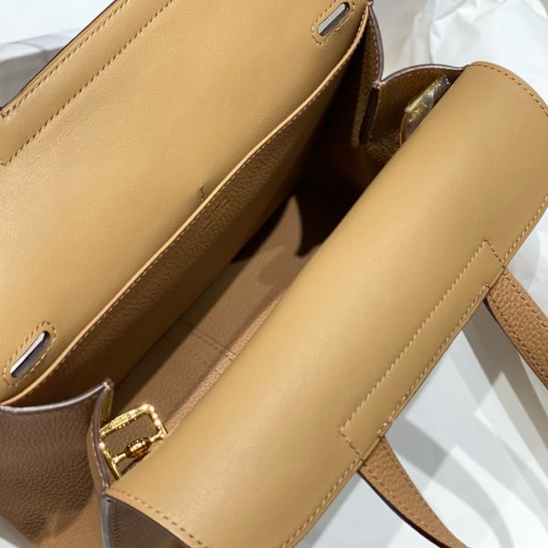 HERM Halzan 25 Bag in Chai Clemence Leather