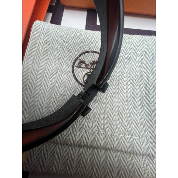 HERM So Black Enamel Clic HH Bracelet