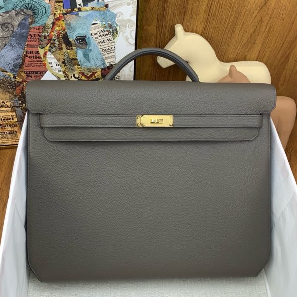 HERM Kelly Depeches 36 Briefcase in Etain Clemence Leather