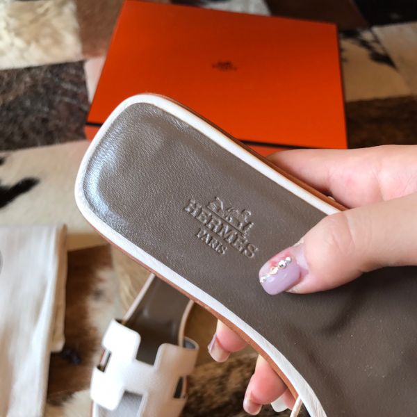 HERM Oran Slide Sandals In White Clemence Leather