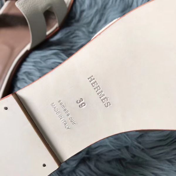 HERM Oran Sandals In Beton Clemence Leather