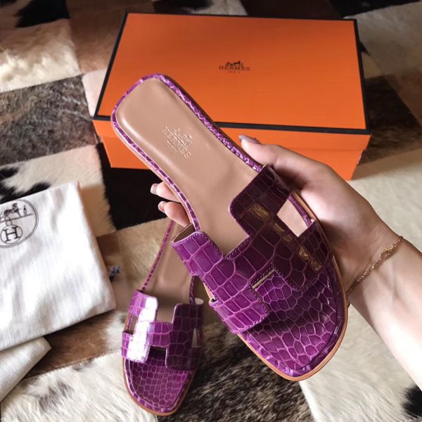 HERM Oran Sandals In Purple Shiny Niloticus Crocodile