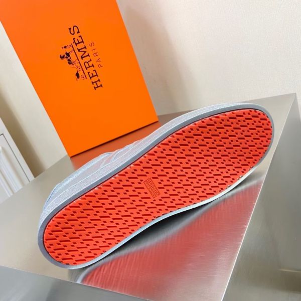 HERM Boomerang Sneakers In Silver Epsom Leather