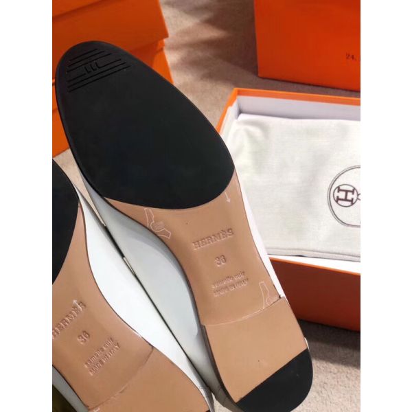 HERM Royal Loafers In White Calfksin