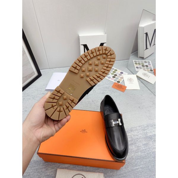 HERM Women's Faubourg Loafers in Black Leather