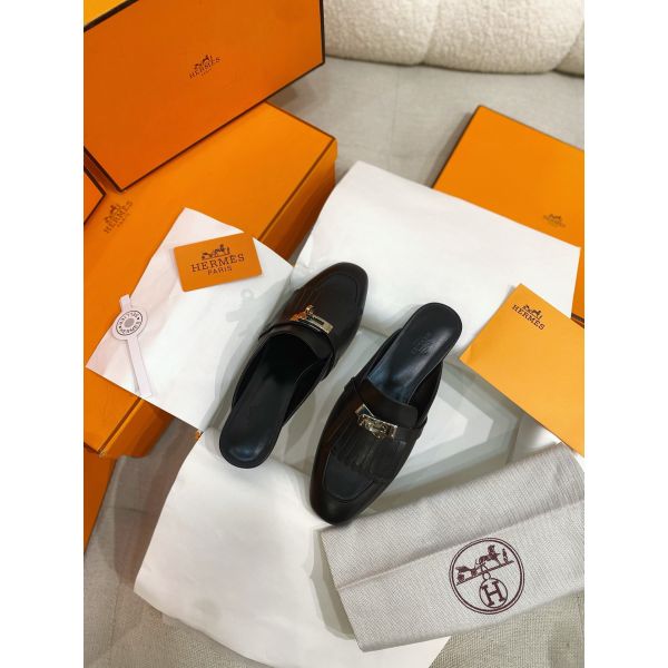 HERM Women's Oz Mules with Fringed in Black Leather